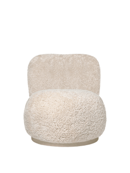 Rico Piccolo Lounge Chair en peau de mouton clair de lune, assise arrondie et dossier bas
