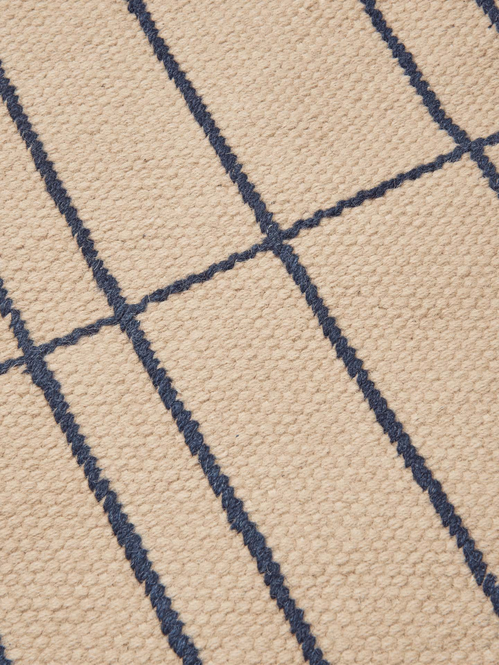 Sense Blue Rug Sen Rug - Beige/Blue – Ferm Living