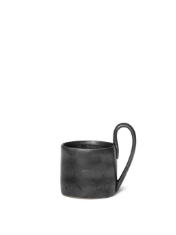 Flow Mug noir avec une anse allongée en boucle