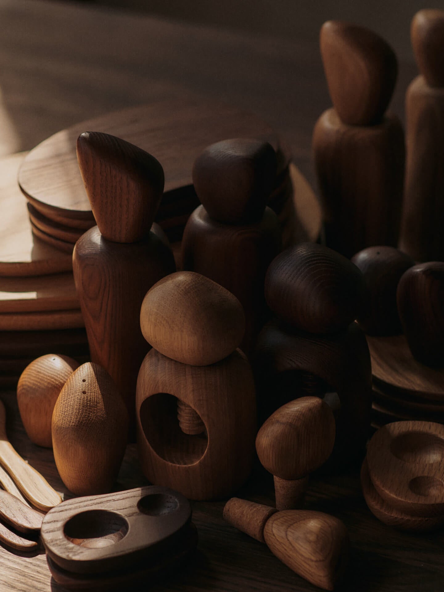 Cairn Nut Cracker - Oak – Ferm Living