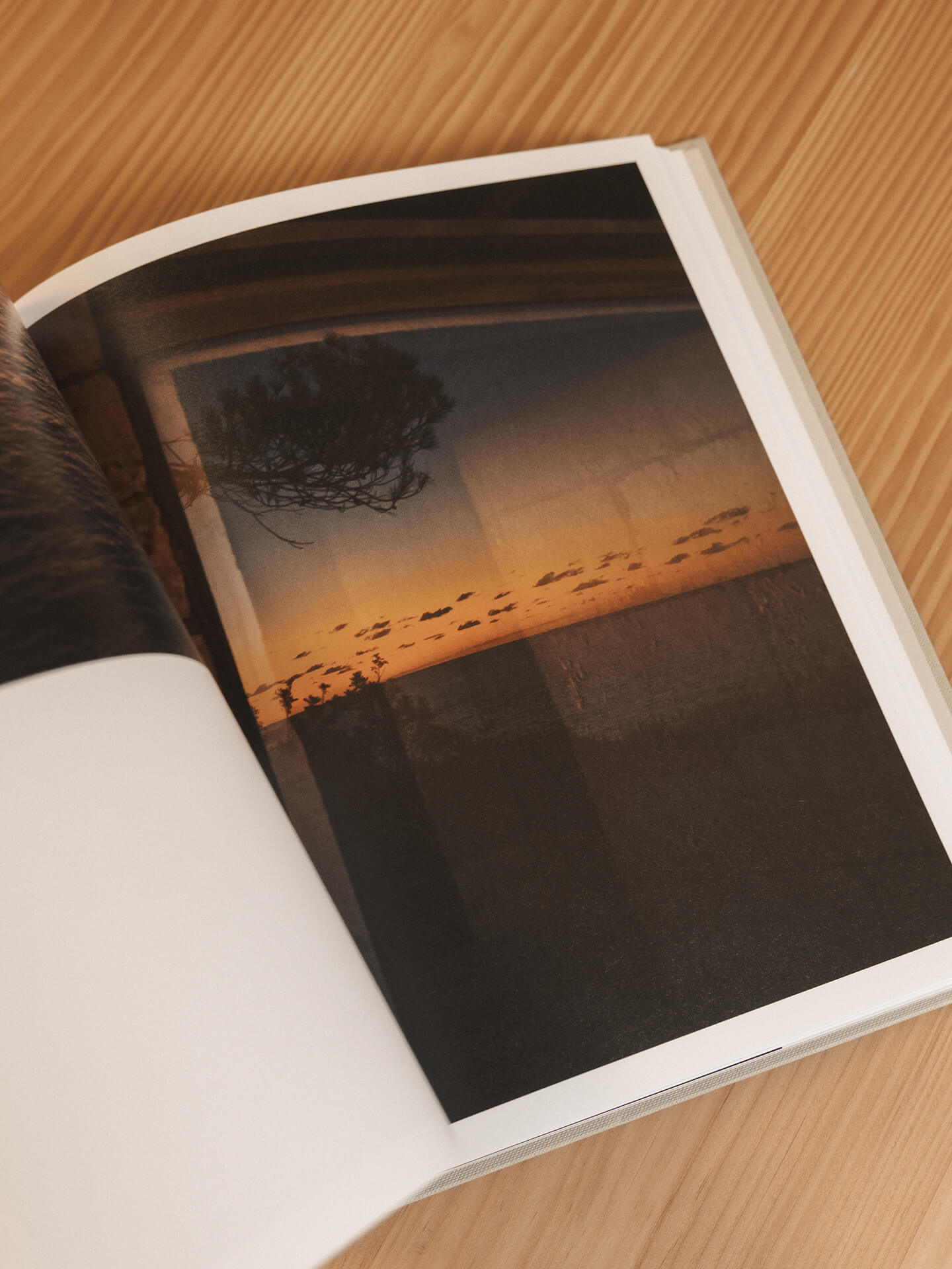 Can Lis, Jørn Utzon - A Book by Apartamento – Ferm Living