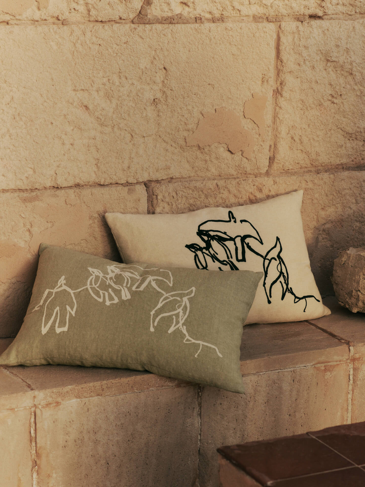 Vuelo Cushion - Natural – Ferm Living