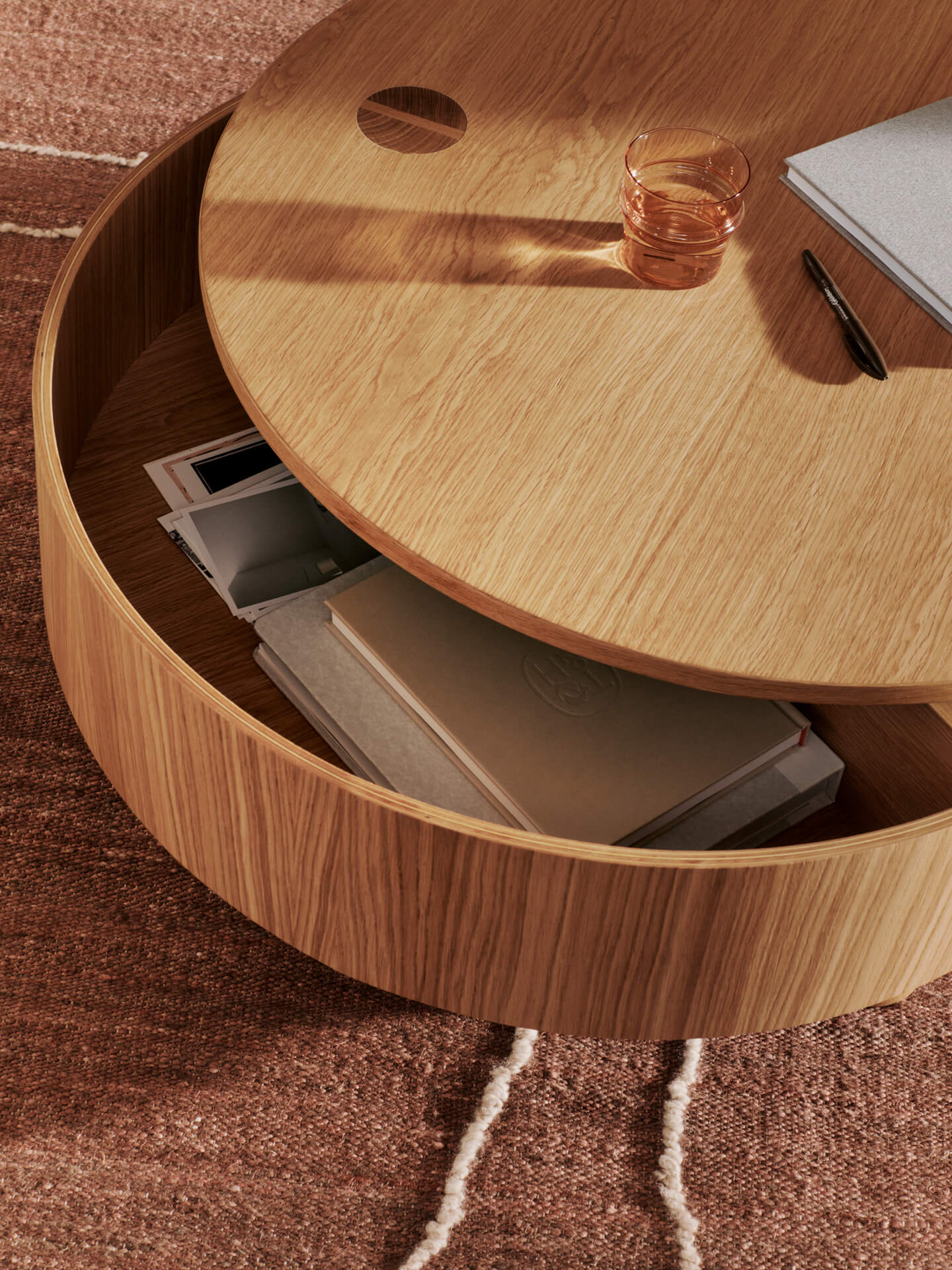 Olles Storage Table - Ø80 cm - Natural Oak Veneer – Ferm Living