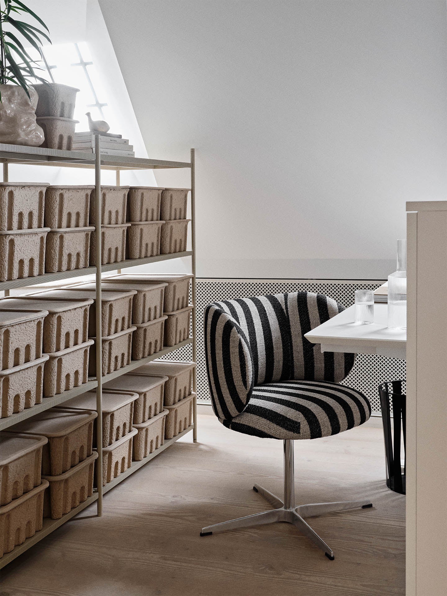 Punctual - Ladder 4 - Cashmere | Ferm Living