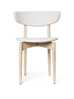 Herman Dining Chair tapissée de bouclé doux blanc cassé avec structure en hêtre blanc