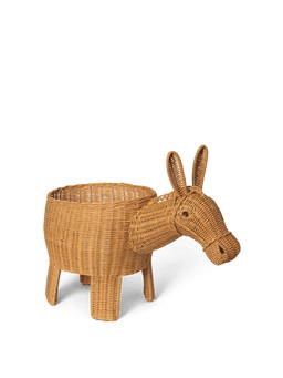 Donkey Braided Storage en natural, cesta trenzada con forma de burro sobre cuatro patas
