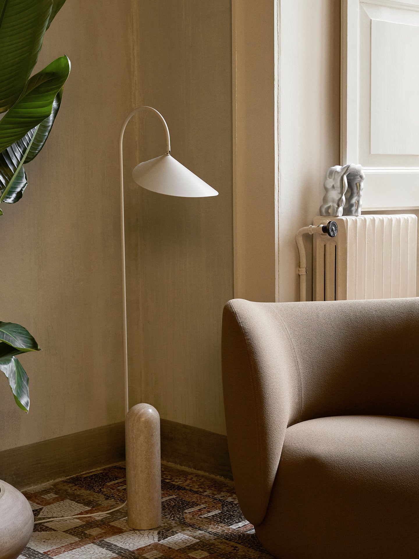 Arum Floor Lamp - Cashmere by Ferm Living | metal stem and