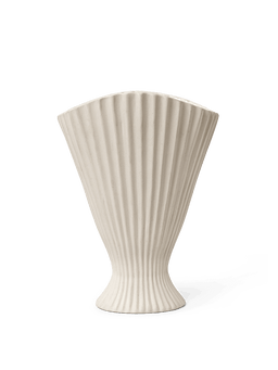 Fountain Vase in gebroken wit, grote waaiervormige vaas met geplooide ribbels