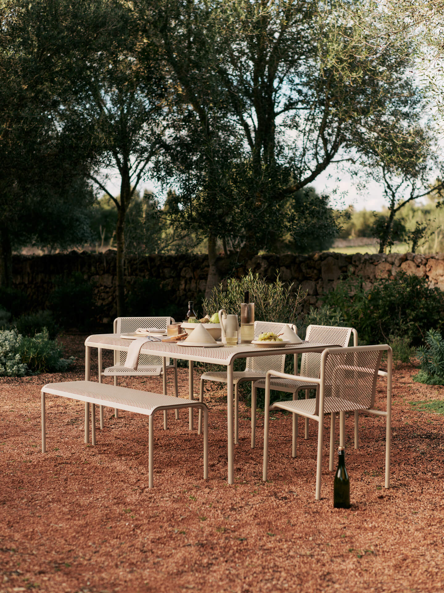 Ferm Living｜Dapple チェア 椅子 カシミア 屋内外両用 Dapple Chair - Beige – Ferm Living