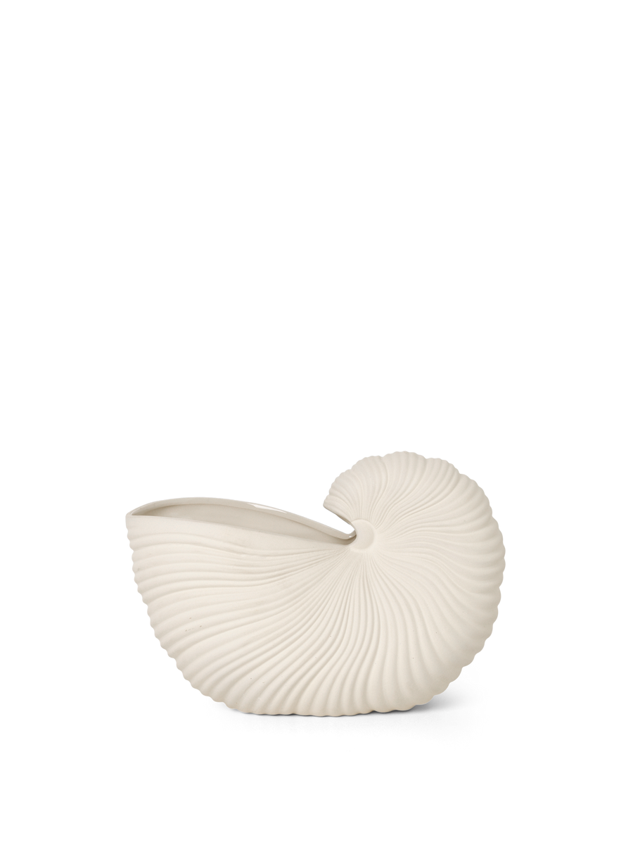 Ferm Living Shell pot | Unique white vase for a personalised home