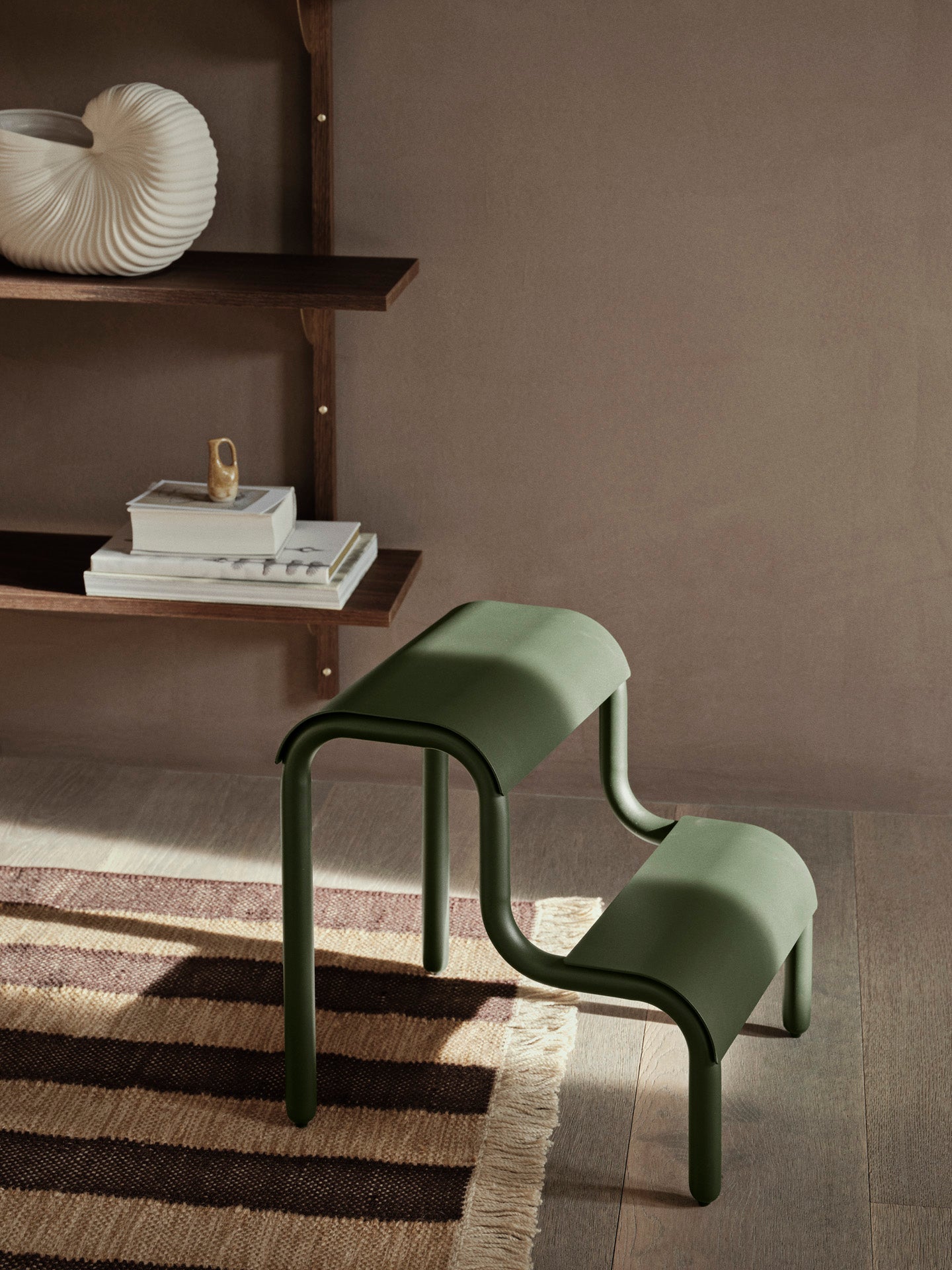 Up Step Stool – Forest Green | Ferm Living