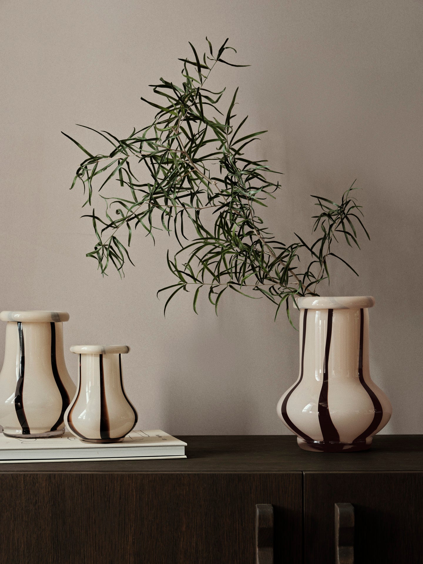 Riban Vase - Medium - Cream | Ferm Living