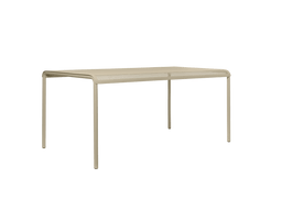Dapple Dining Table en cachemir con tablero rectangular perforado, visto en ángulo